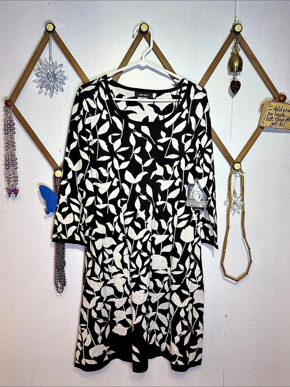 Nine West Floral Print Sweater Dress Floral Midi Sweater Dress in Black & Cream